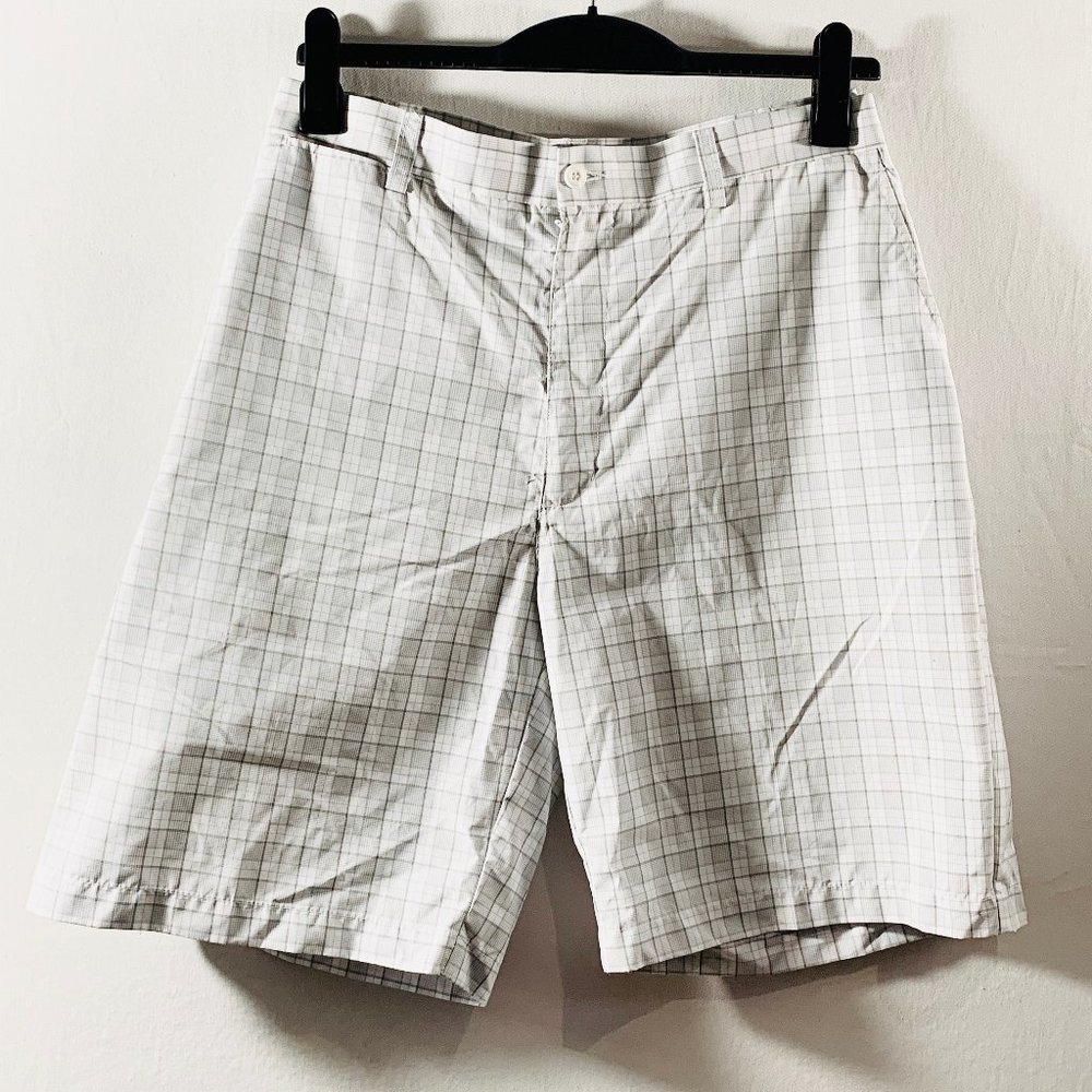 PGA Tour Men's Golf Shorts Plaid Size 40